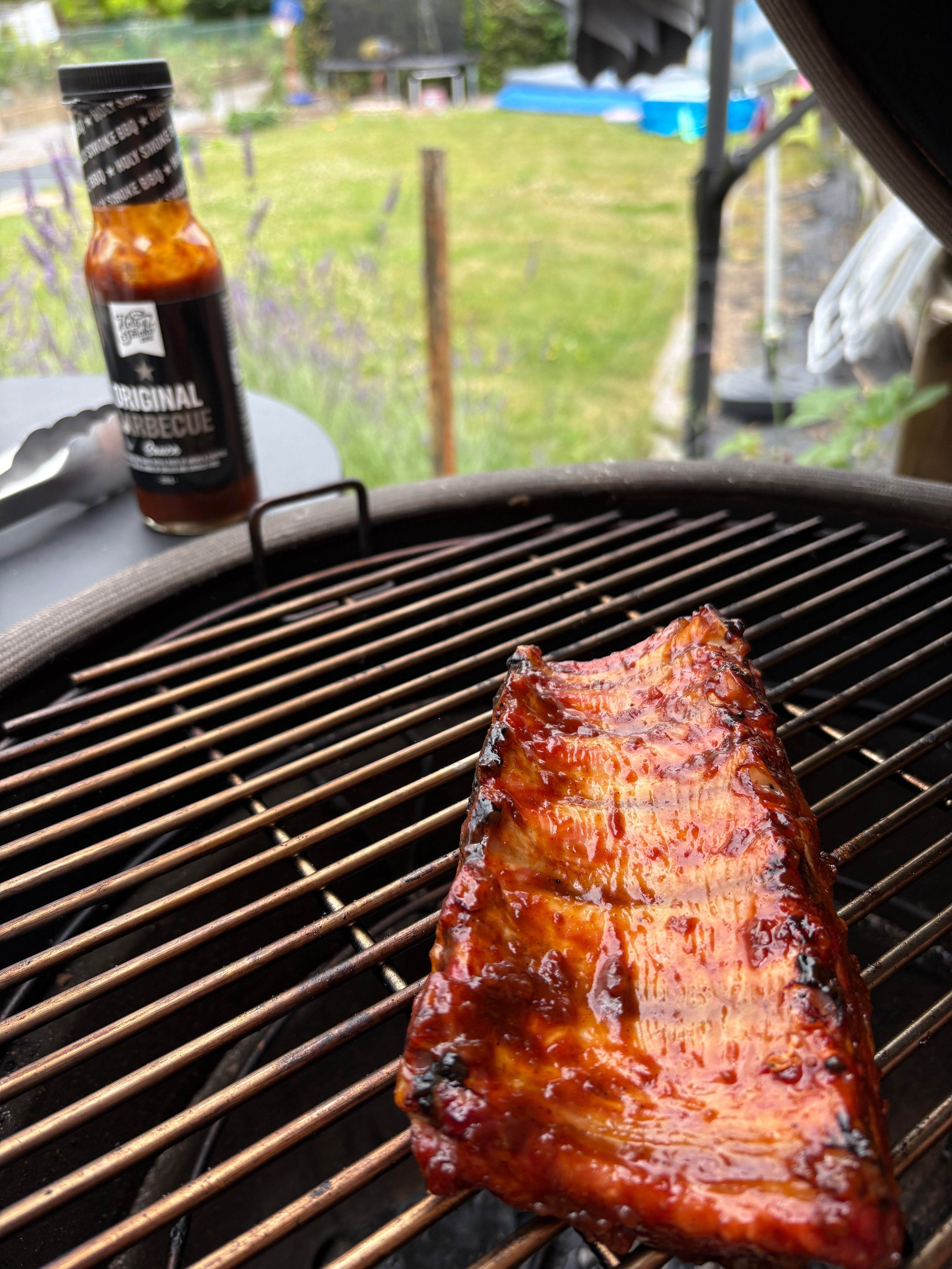 Perfecte 3-2-1 Spareribs van de Kamado